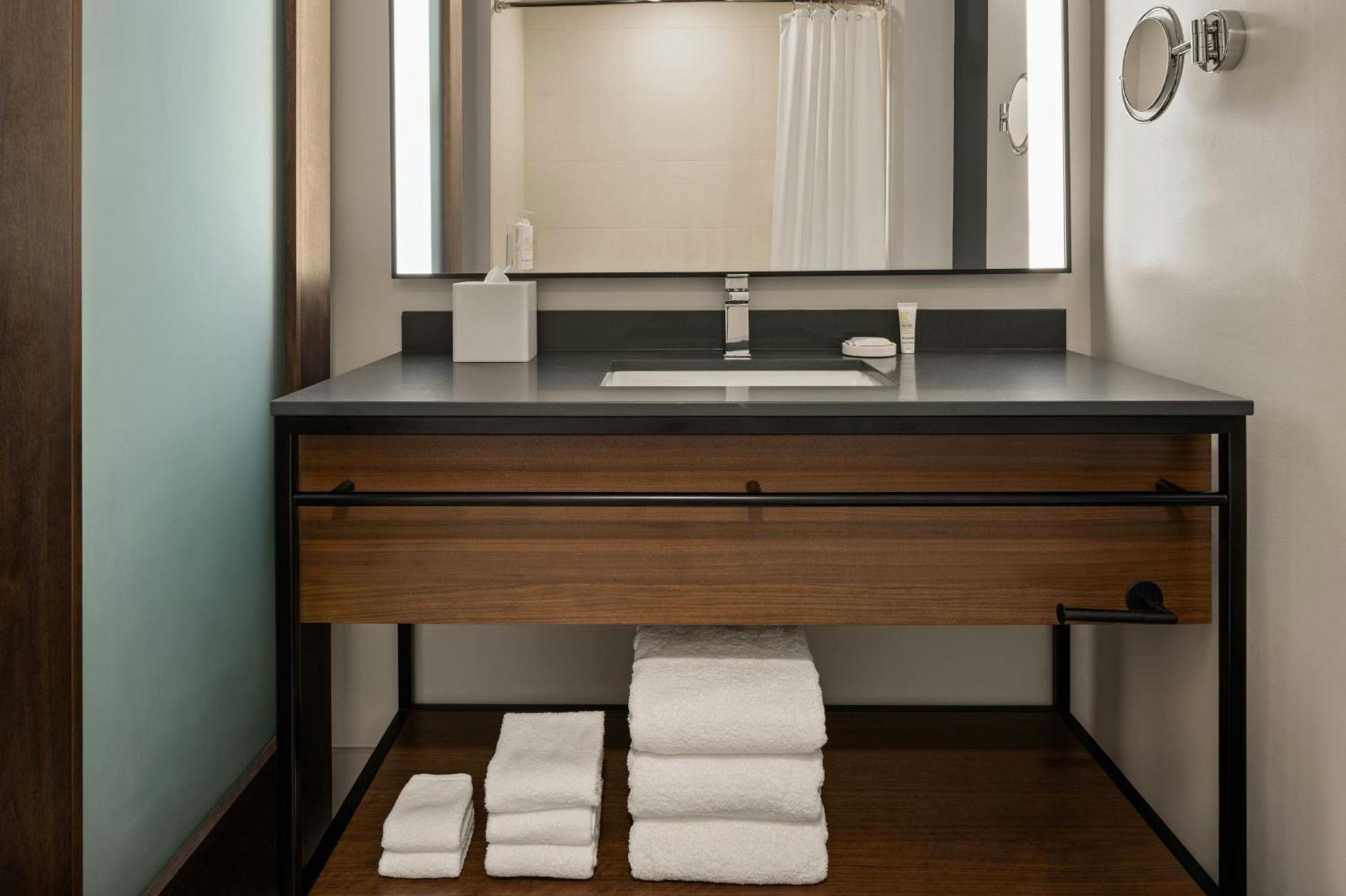 Oshkosh Marriott Waterfront Hotel & Convention Center Exteriér fotografie